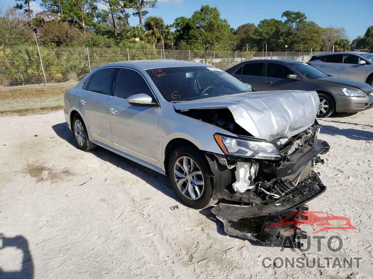 VOLKSWAGEN PASSAT 2017 - 1VWAT7A31HC042889