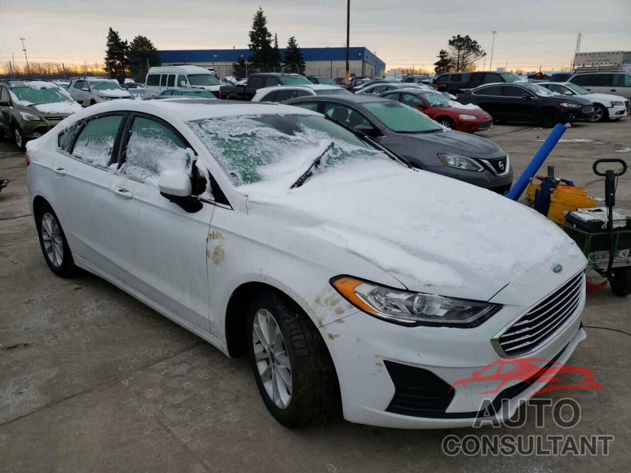 FORD FUSION 2020 - 3FA6P0HD5LR202145