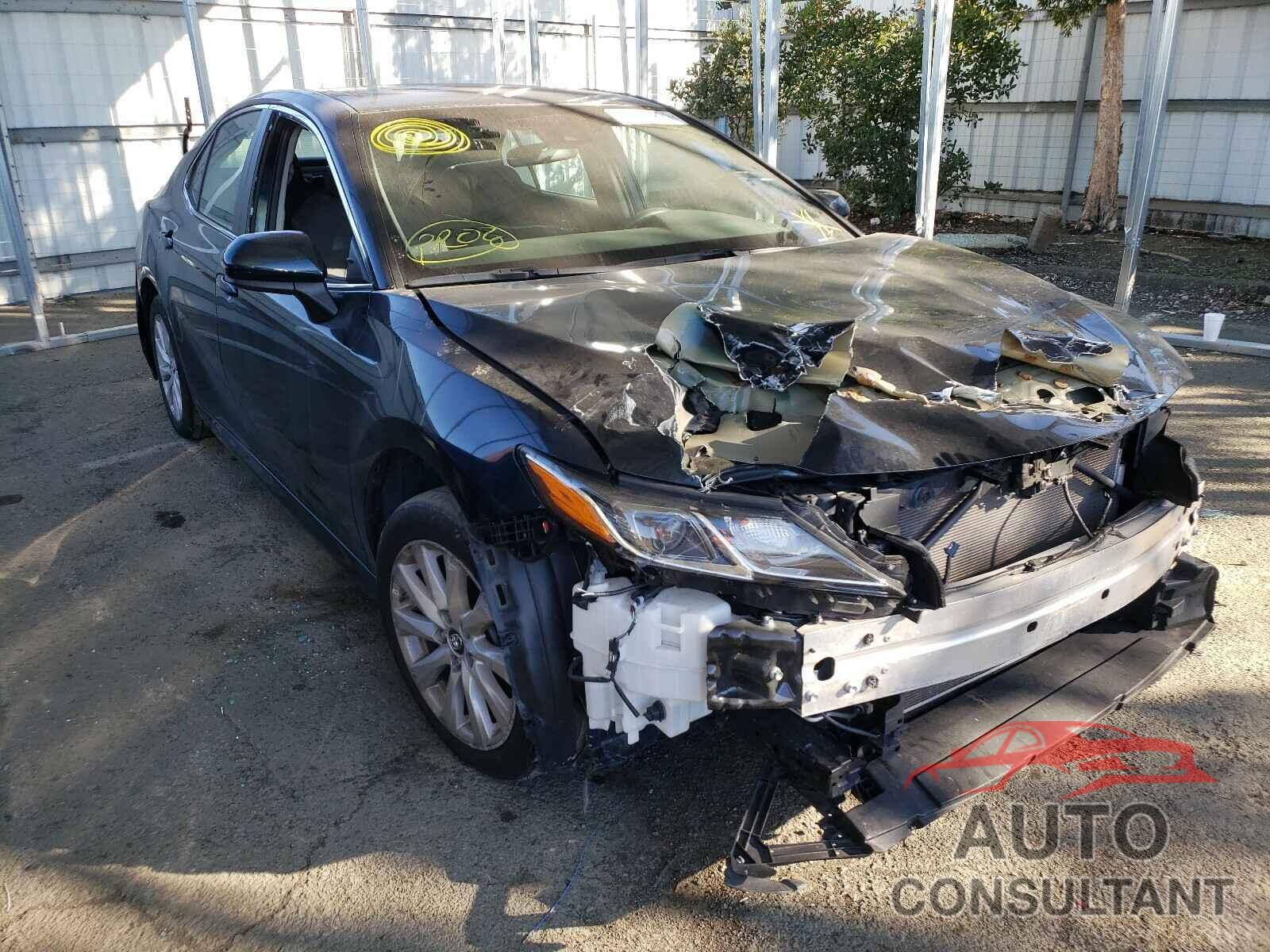 TOYOTA CAMRY 2018 - 4T1B11HKXJU676169