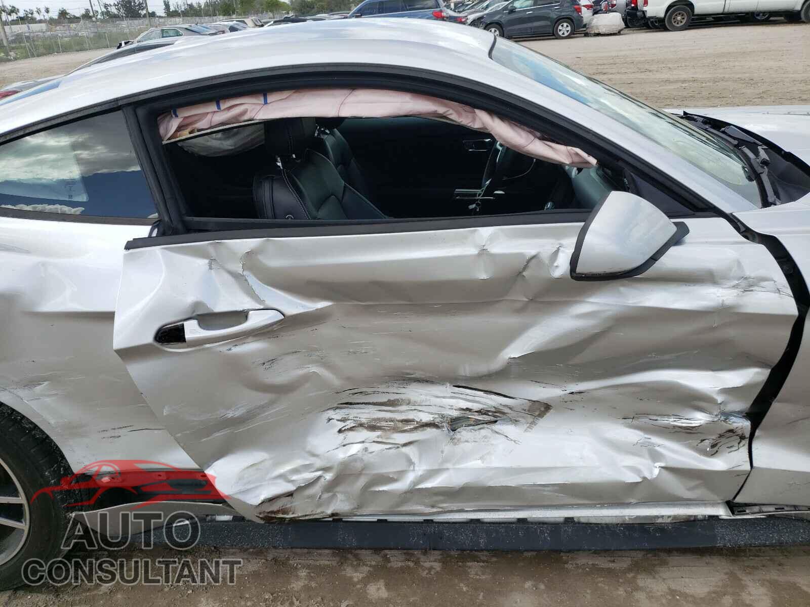FORD MUSTANG 2017 - 1FA6P8TH5H5328959