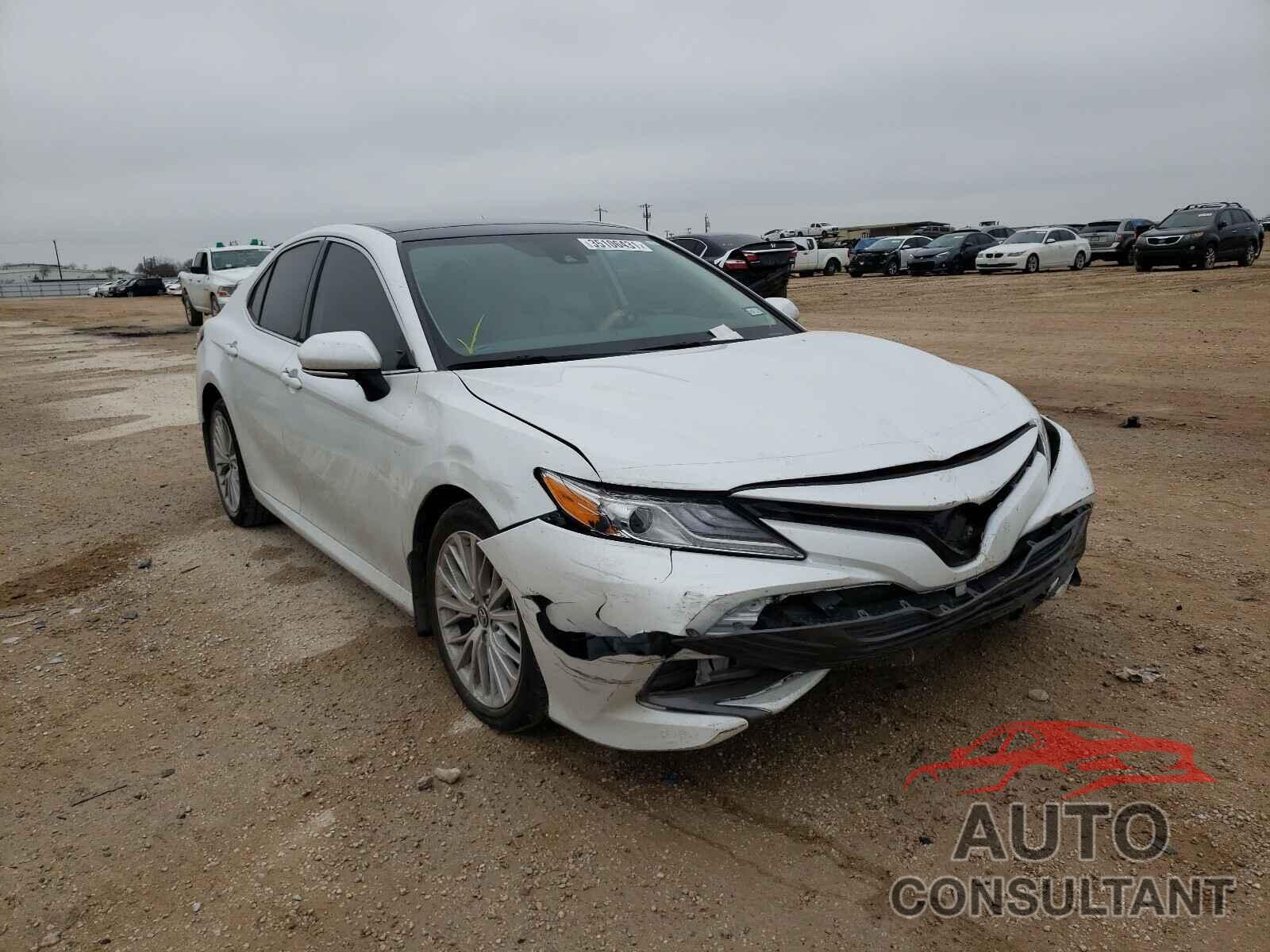 TOYOTA CAMRY 2020 - 4T1F11AK3LU863946