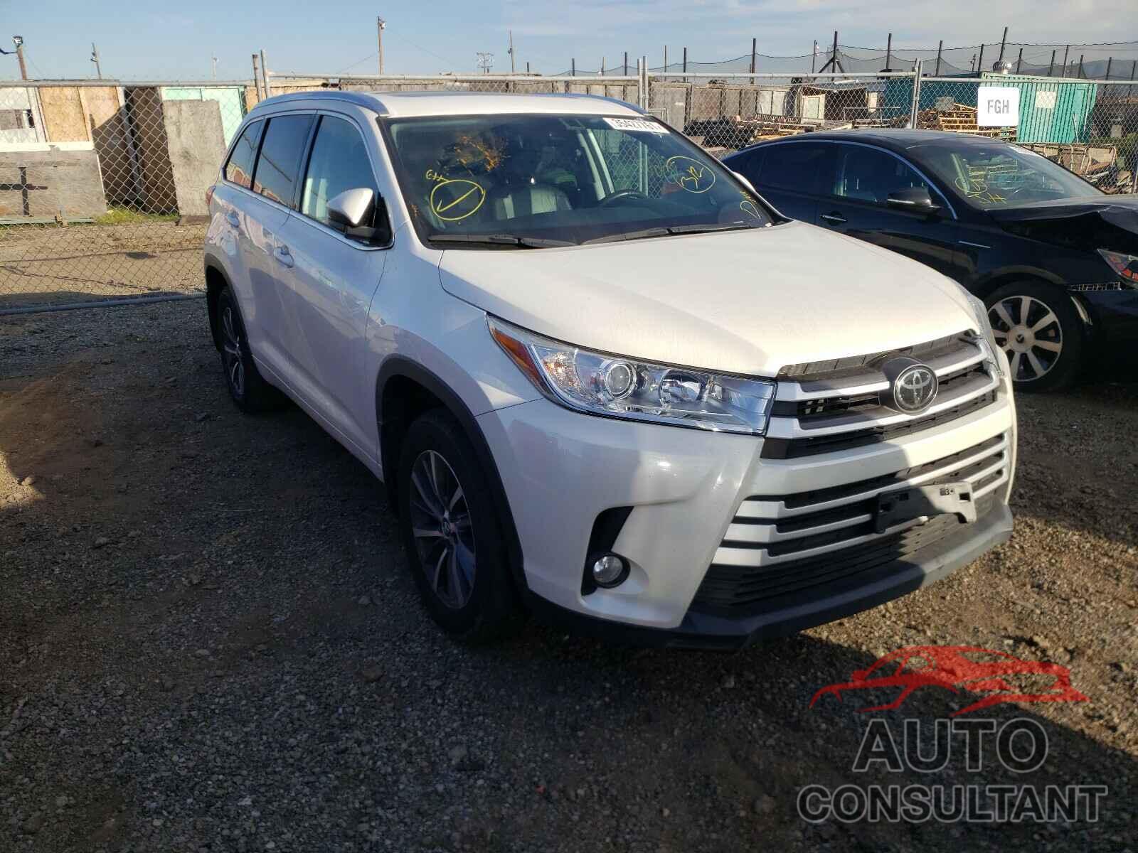 TOYOTA HIGHLANDER 2018 - 5TDJZRFH6JS536641