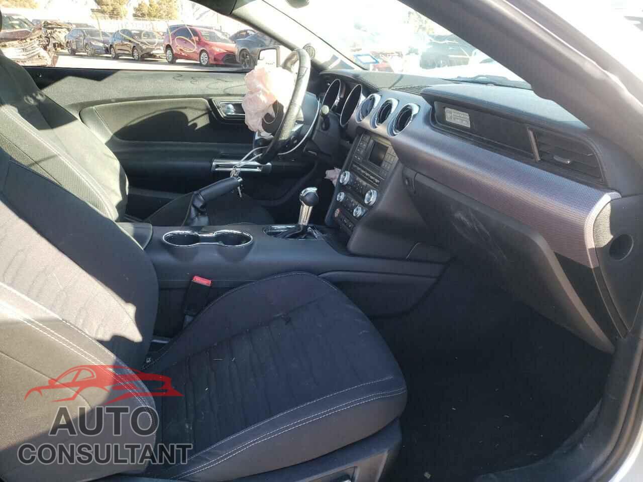 FORD MUSTANG 2017 - 1FA6P8CF6H5351844