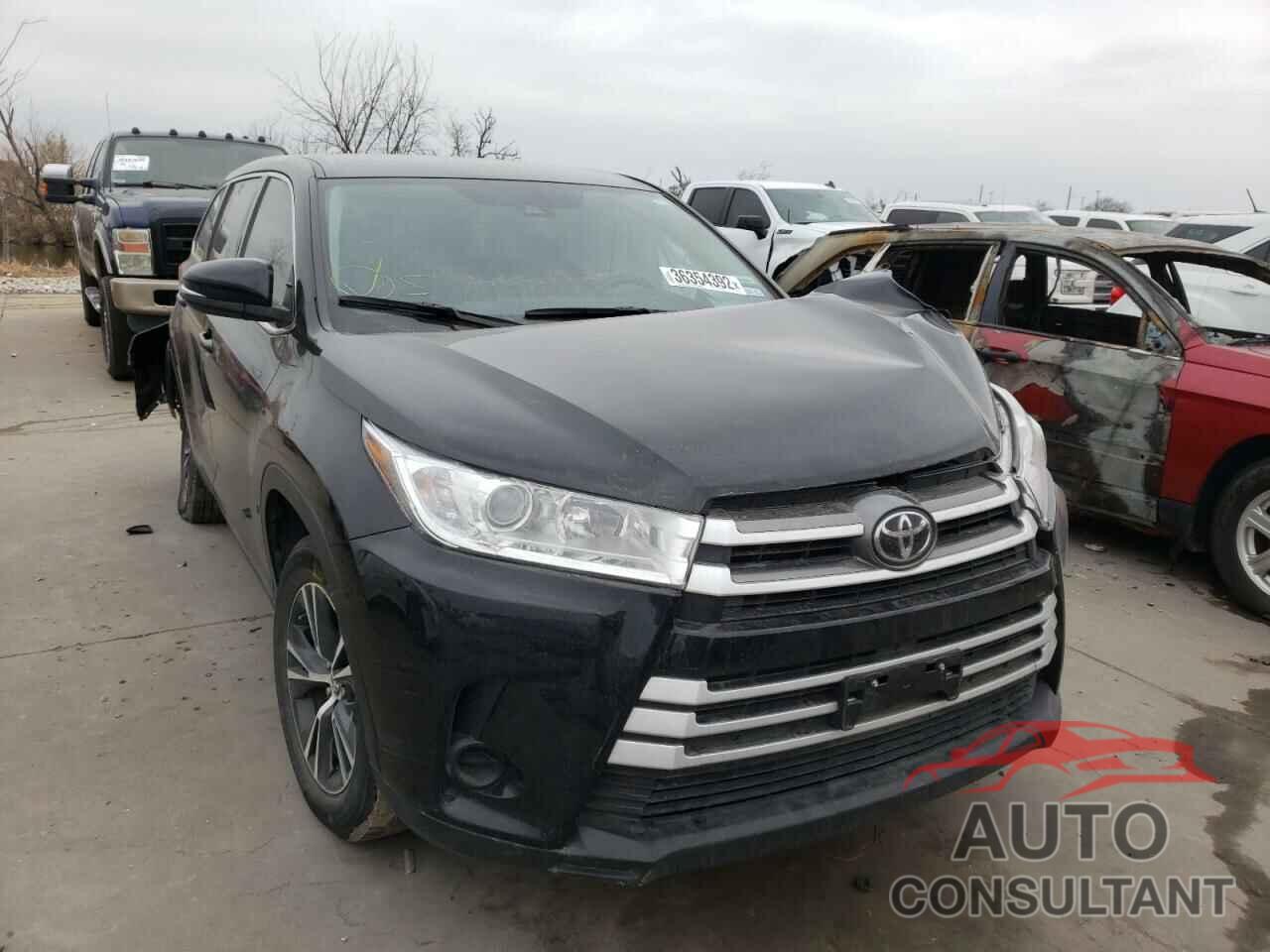 TOYOTA HIGHLANDER 2019 - 5TDZARFH7KS058306