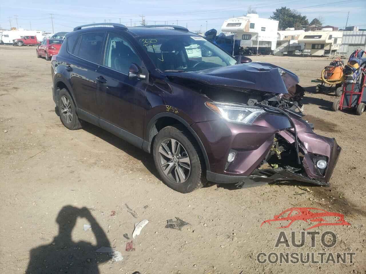 TOYOTA RAV4 2018 - 2T3RFREV1JW749143