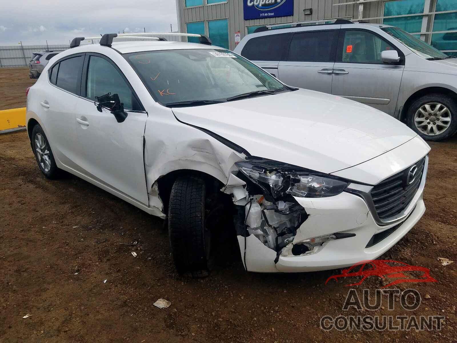 MAZDA 3 2018 - 3MZBN1L72JM219076