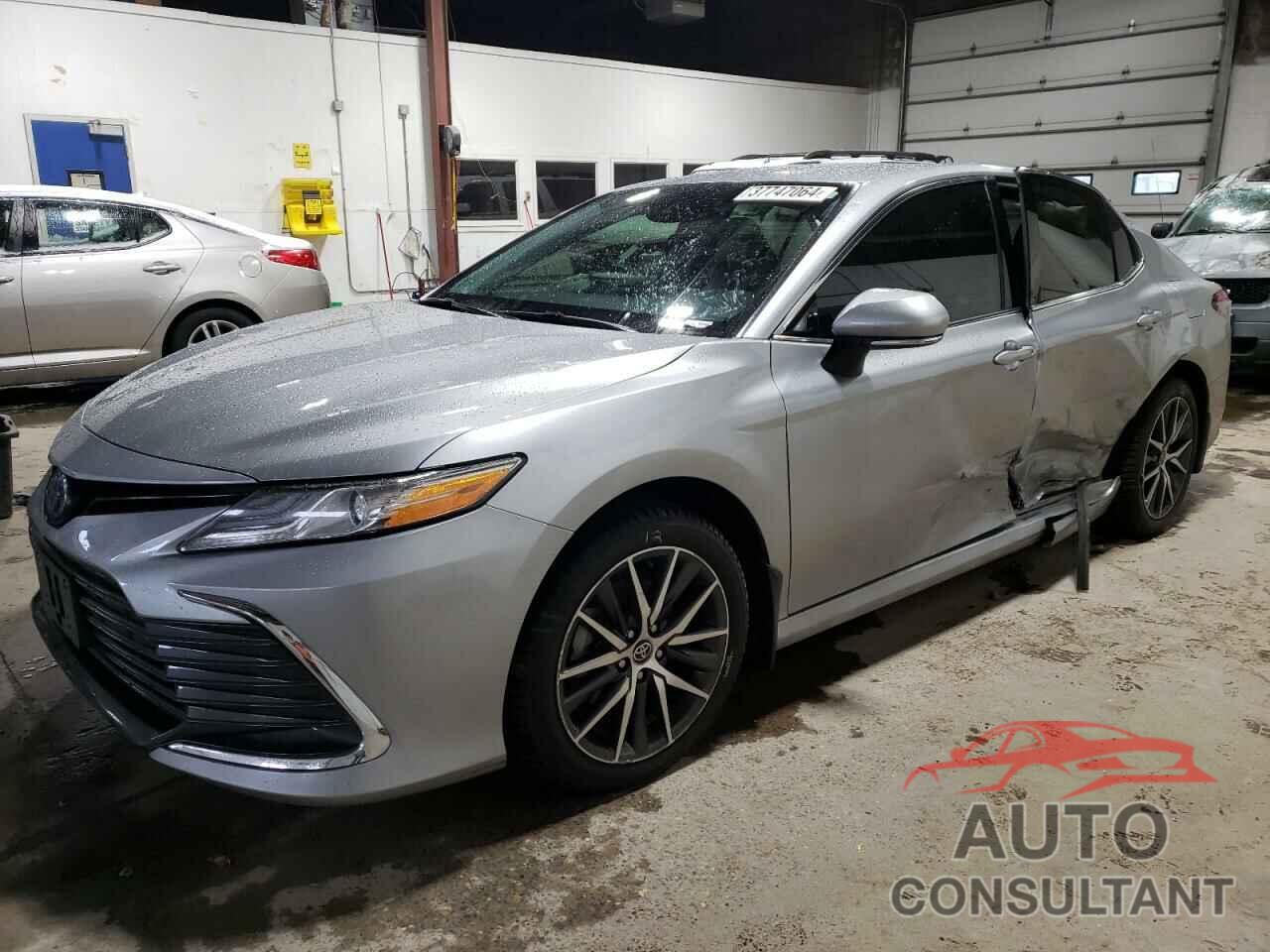 TOYOTA CAMRY 2022 - 4T1F31AK9NU573255