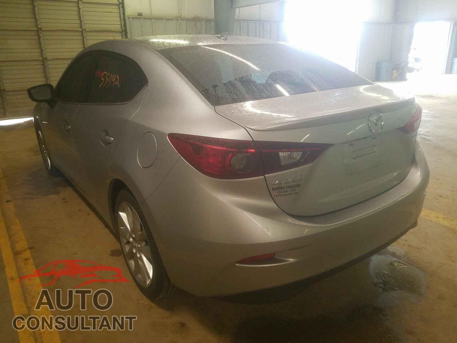 MAZDA 3 2017 - 3MZBN1V79HM102263