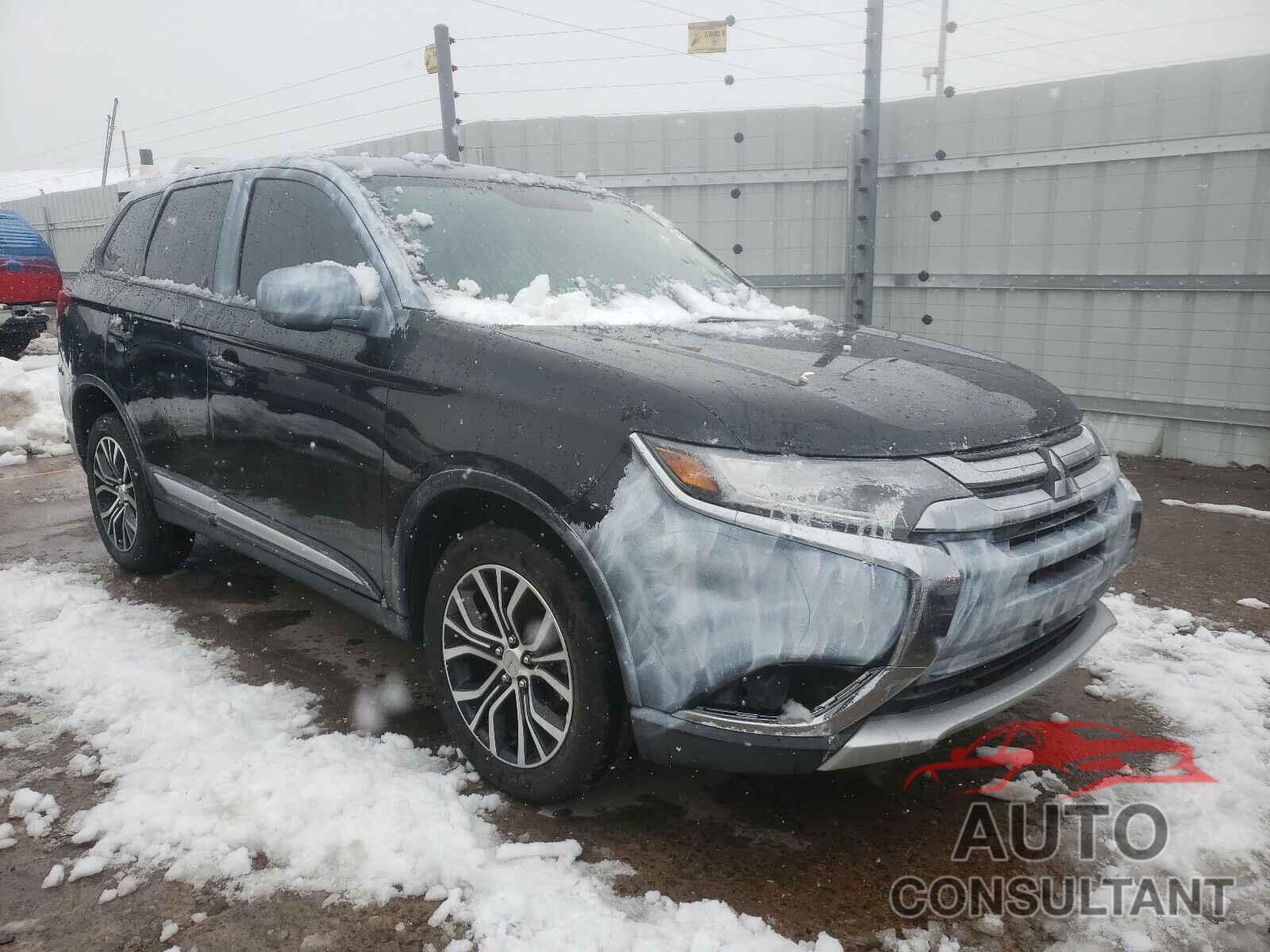 MITSUBISHI OUTLANDER 2018 - JA4AZ3A35JZ058701