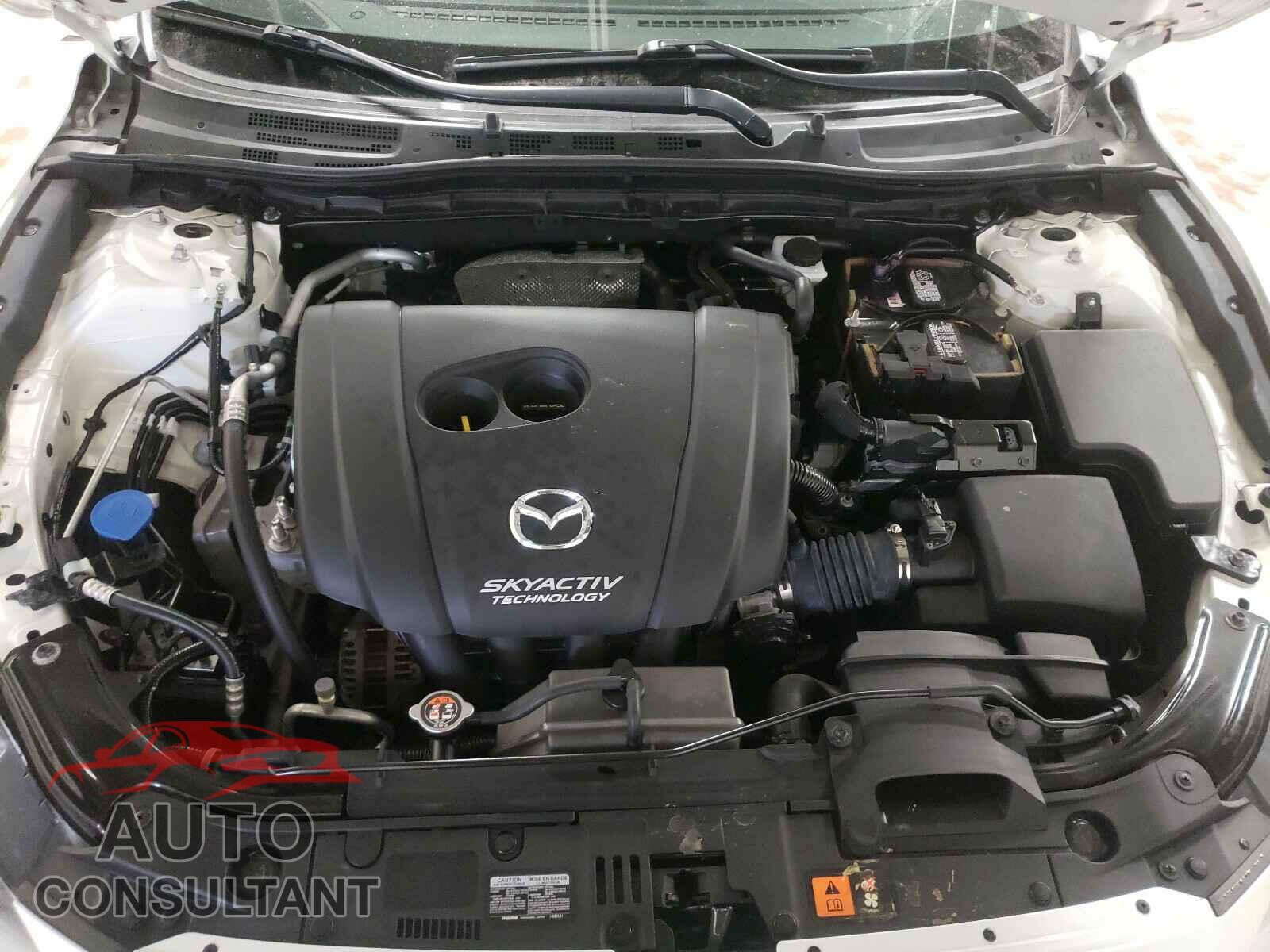 MAZDA 3 2017 - 3MZBN1U77HM154458