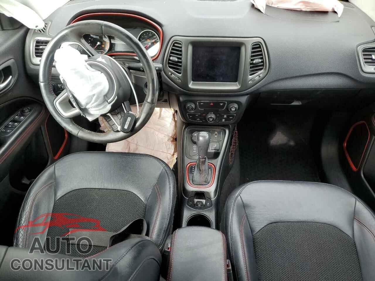 JEEP COMPASS 2017 - 3C4NJDDB7HT667121
