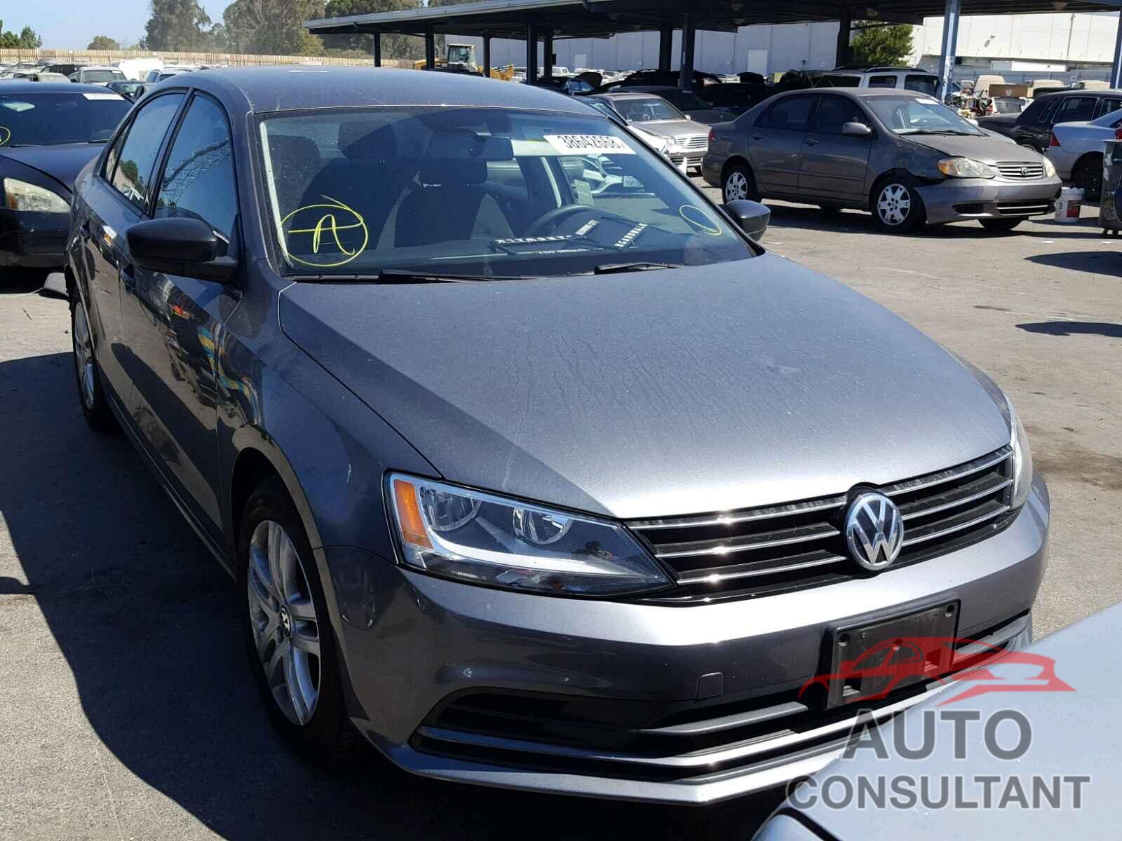 VOLKSWAGEN JETTA 2015 - 3VW2K7AJ3FM235949
