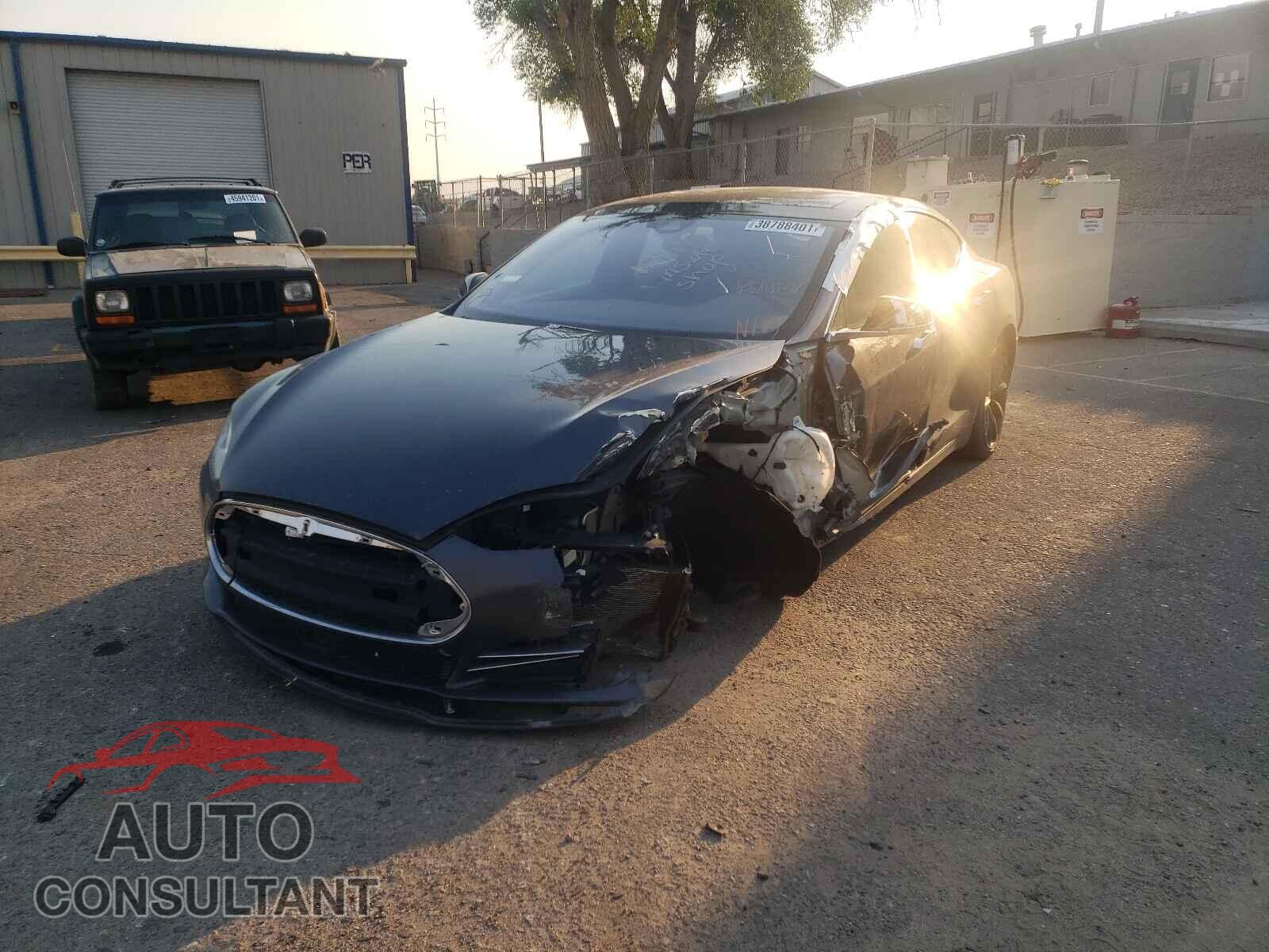 TESLA MODEL S 2016 - 5YJSA1E46GF126611