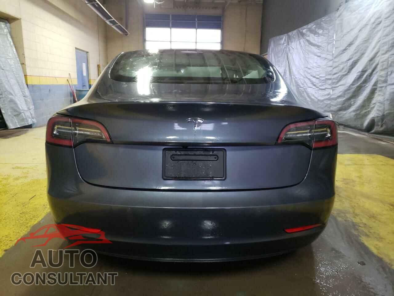 TESLA MODEL 3 2022 - 5YJ3E1EA2NF286142