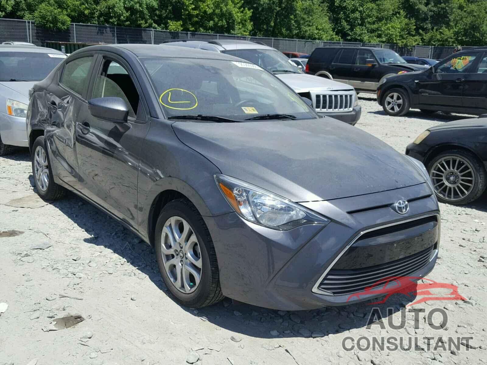 TOYOTA YARIS 2017 - 3MYDLBYV5HY162004