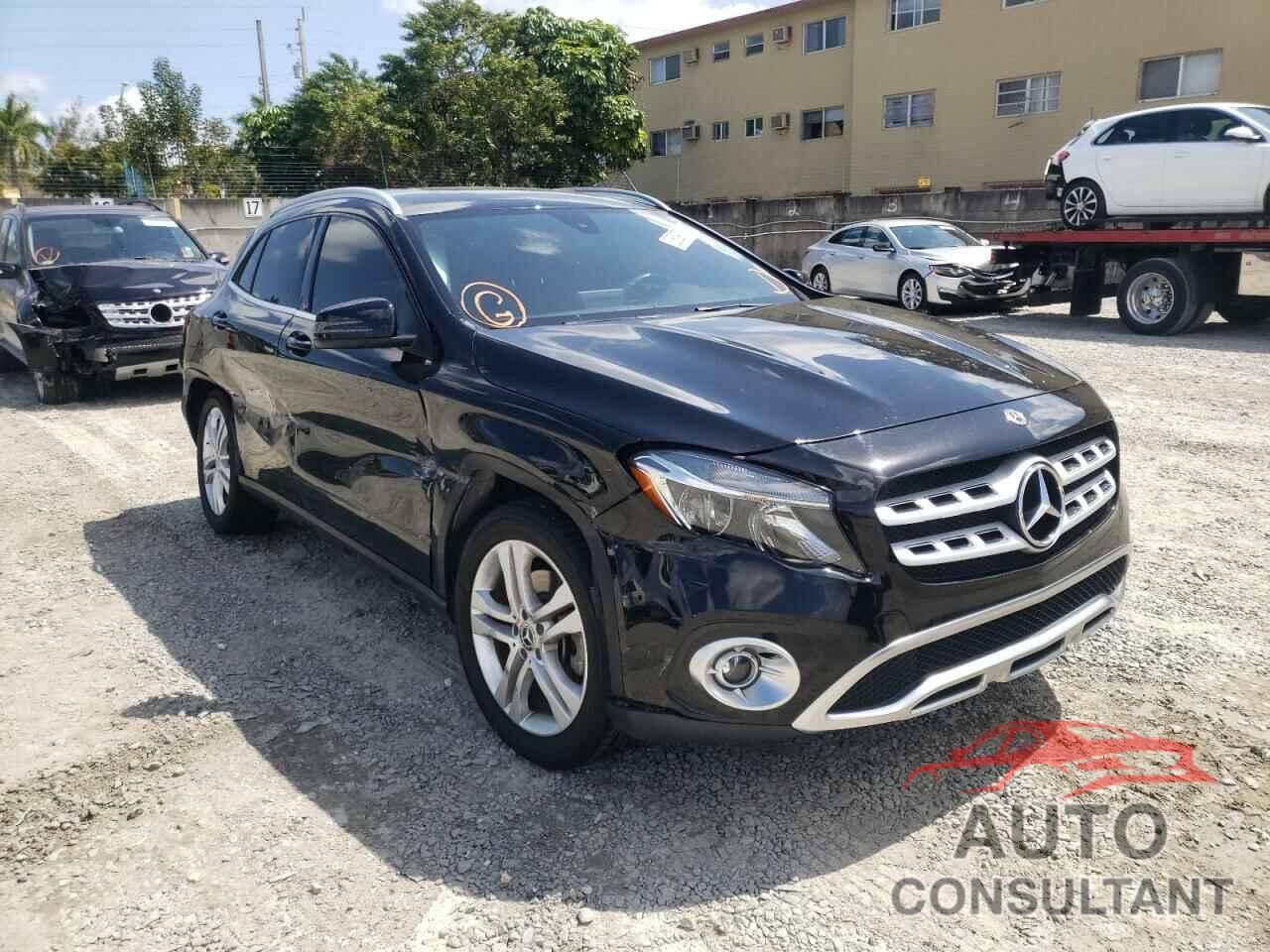 MERCEDES-BENZ GLA-CLASS 2019 - WDCTG4EB4KU013334