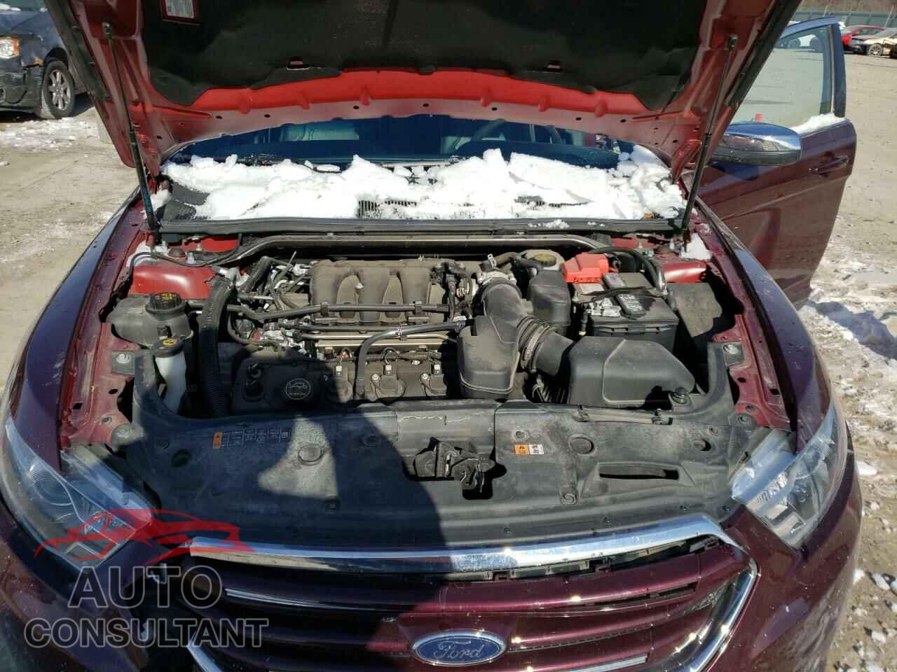 FORD TAURUS 2018 - 1FAHP2F88JG112910