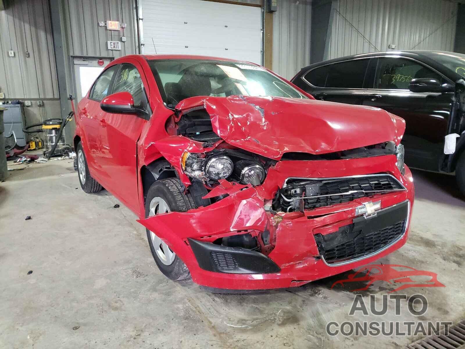 CHEVROLET SONIC 2016 - 1G1JA5SG7G4107485