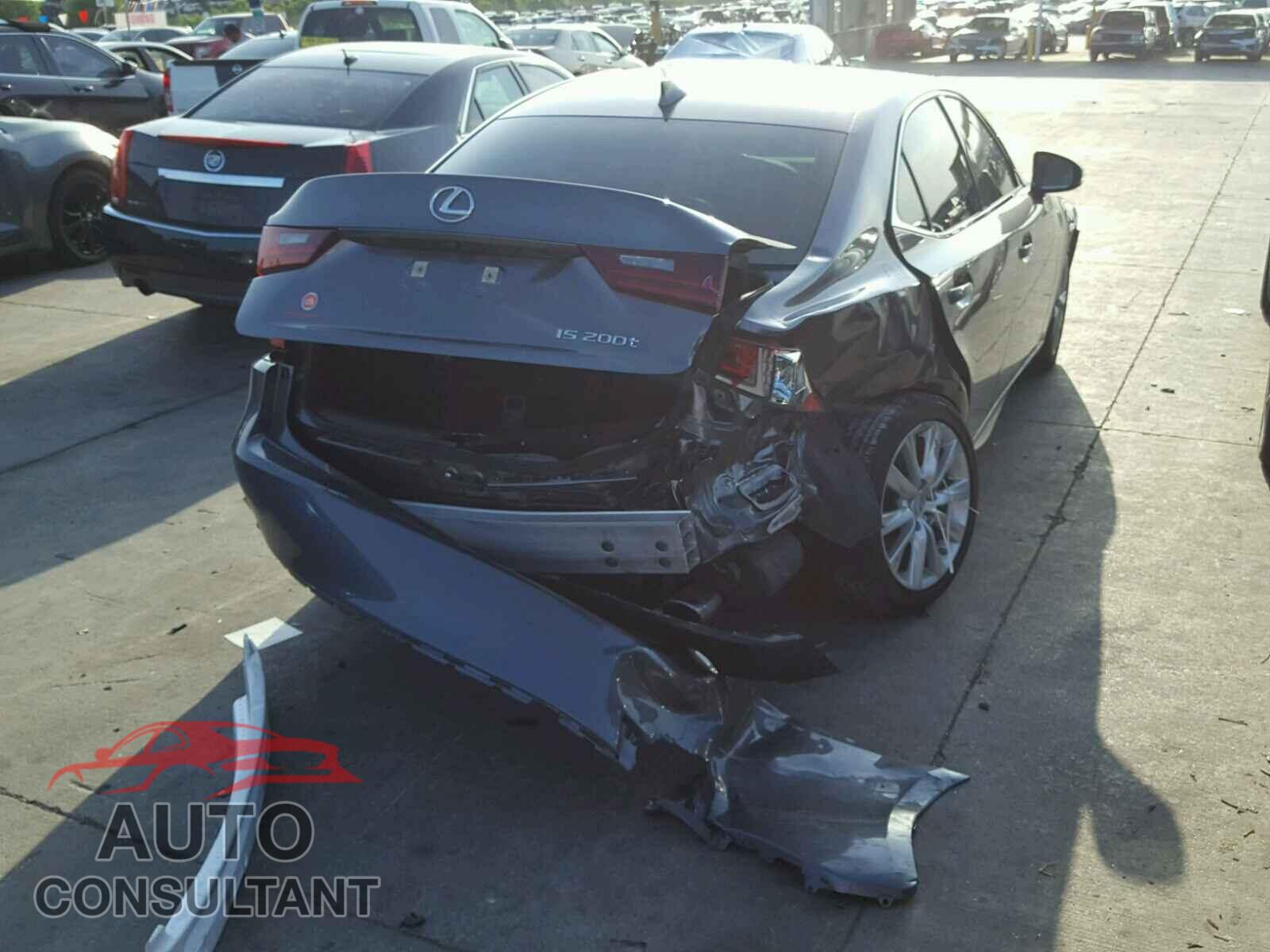 LEXUS IS 2016 - JTHBA1D27G5023634
