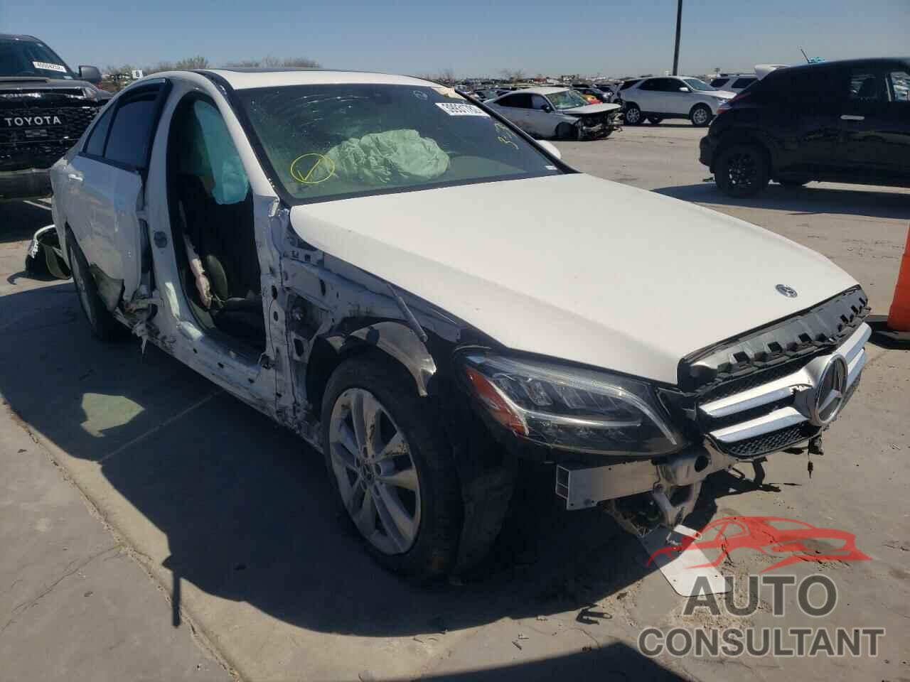 MERCEDES-BENZ C-CLASS 2019 - 55SWF8DB1KU306338
