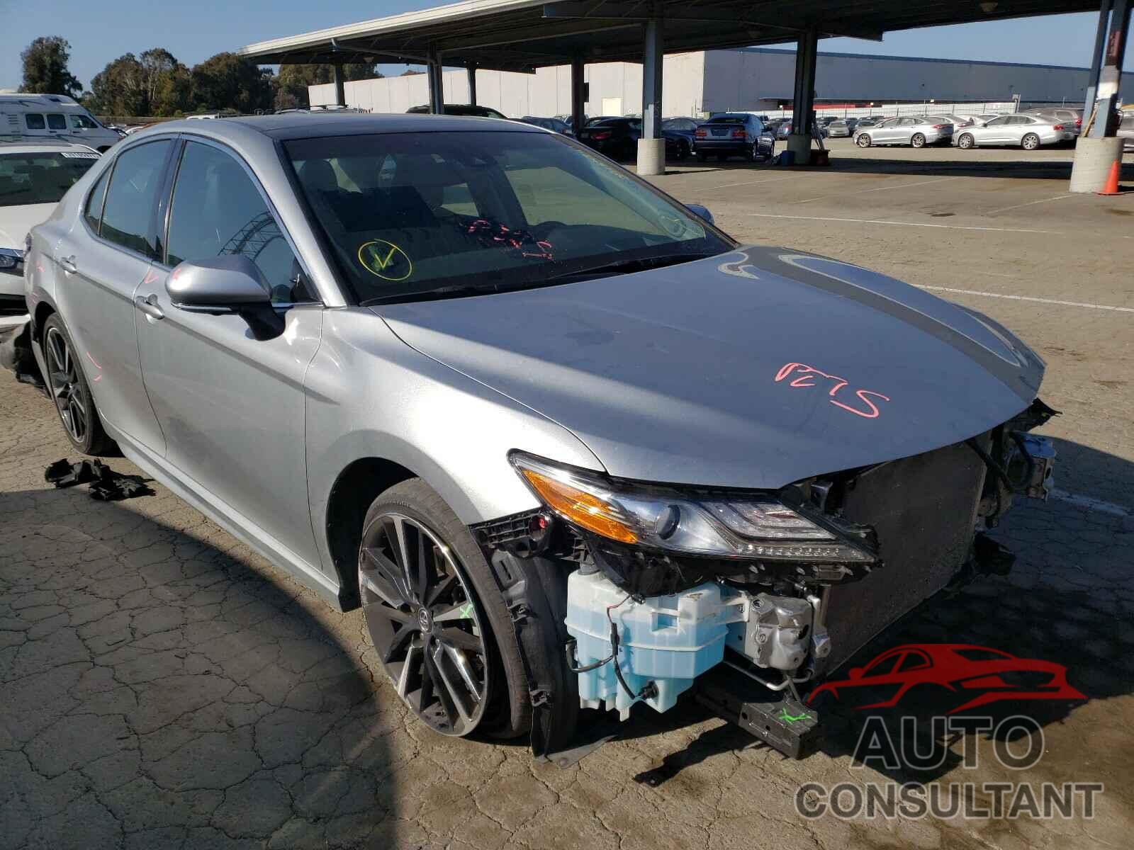 TOYOTA CAMRY 2018 - 4T1BZ1HK3JU013468
