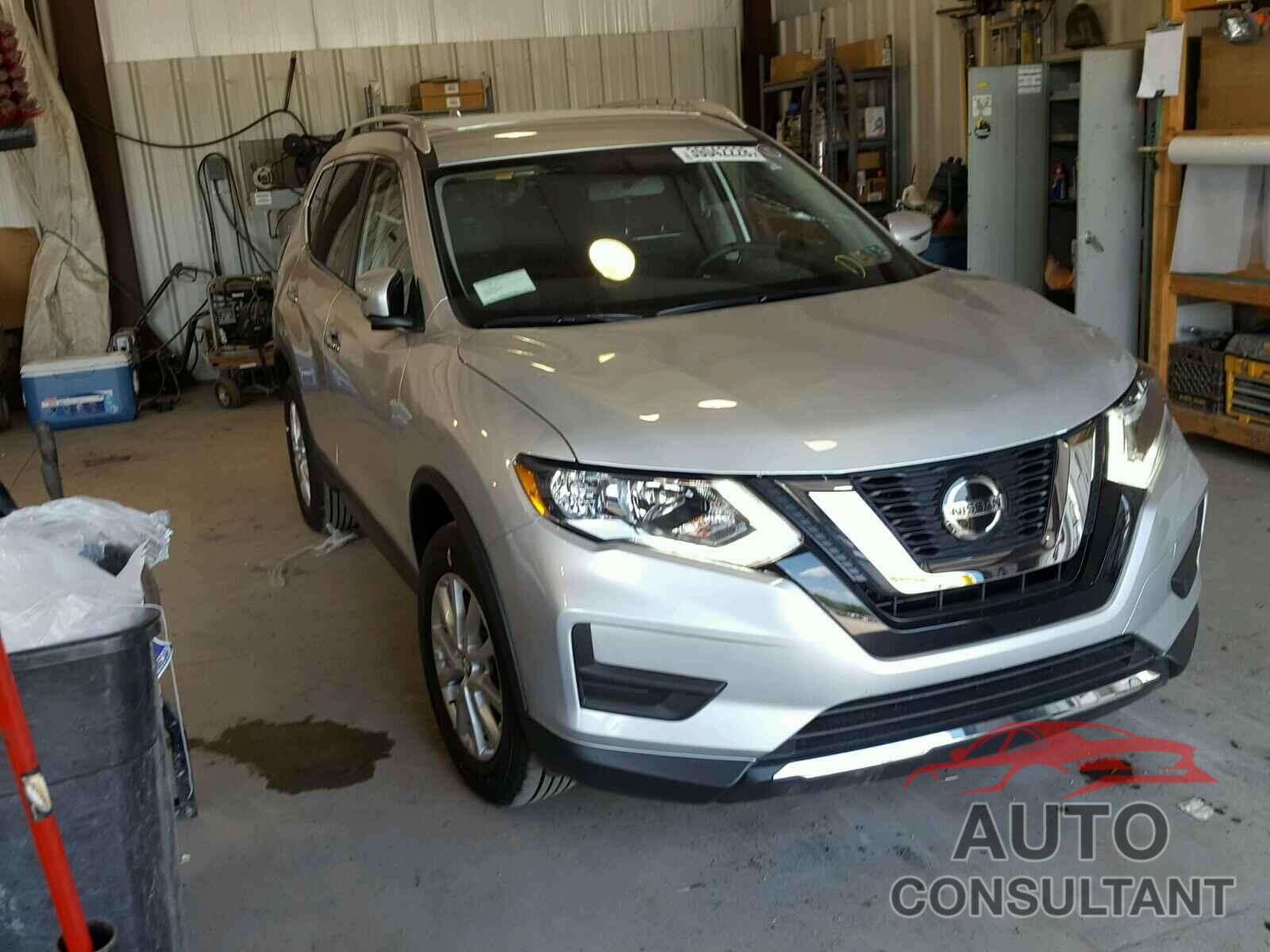 NISSAN ROGUE S 2018 - KNMAT2MV2JP575562