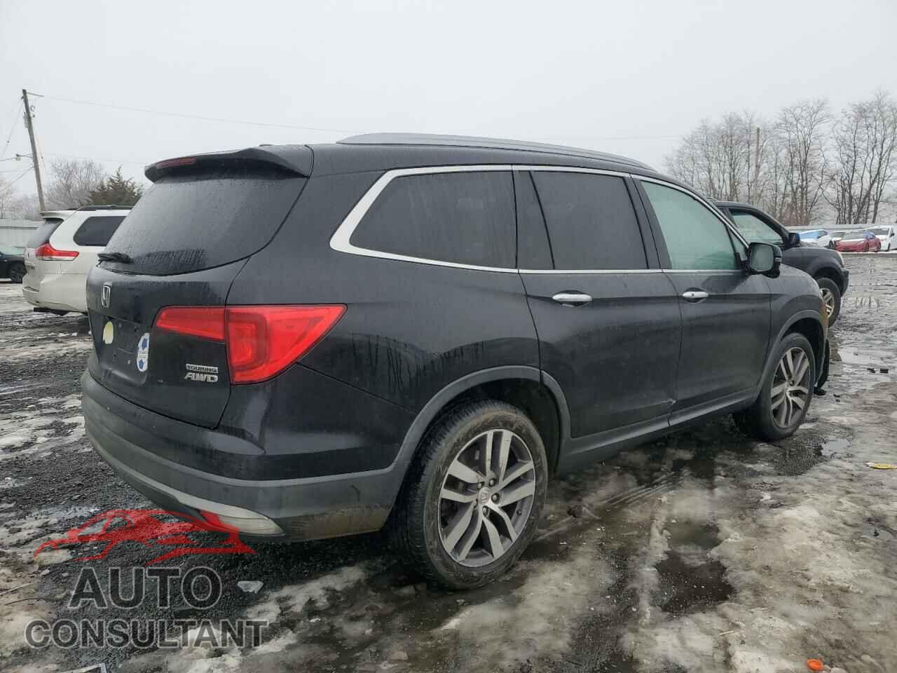 HONDA PILOT 2017 - 5FNYF6H98HB074352