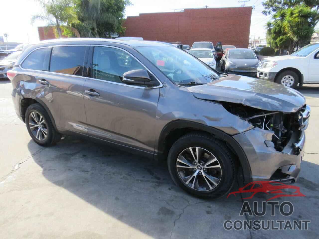 TOYOTA HIGHLANDER 2016 - 5TDKKRFH9GS500394