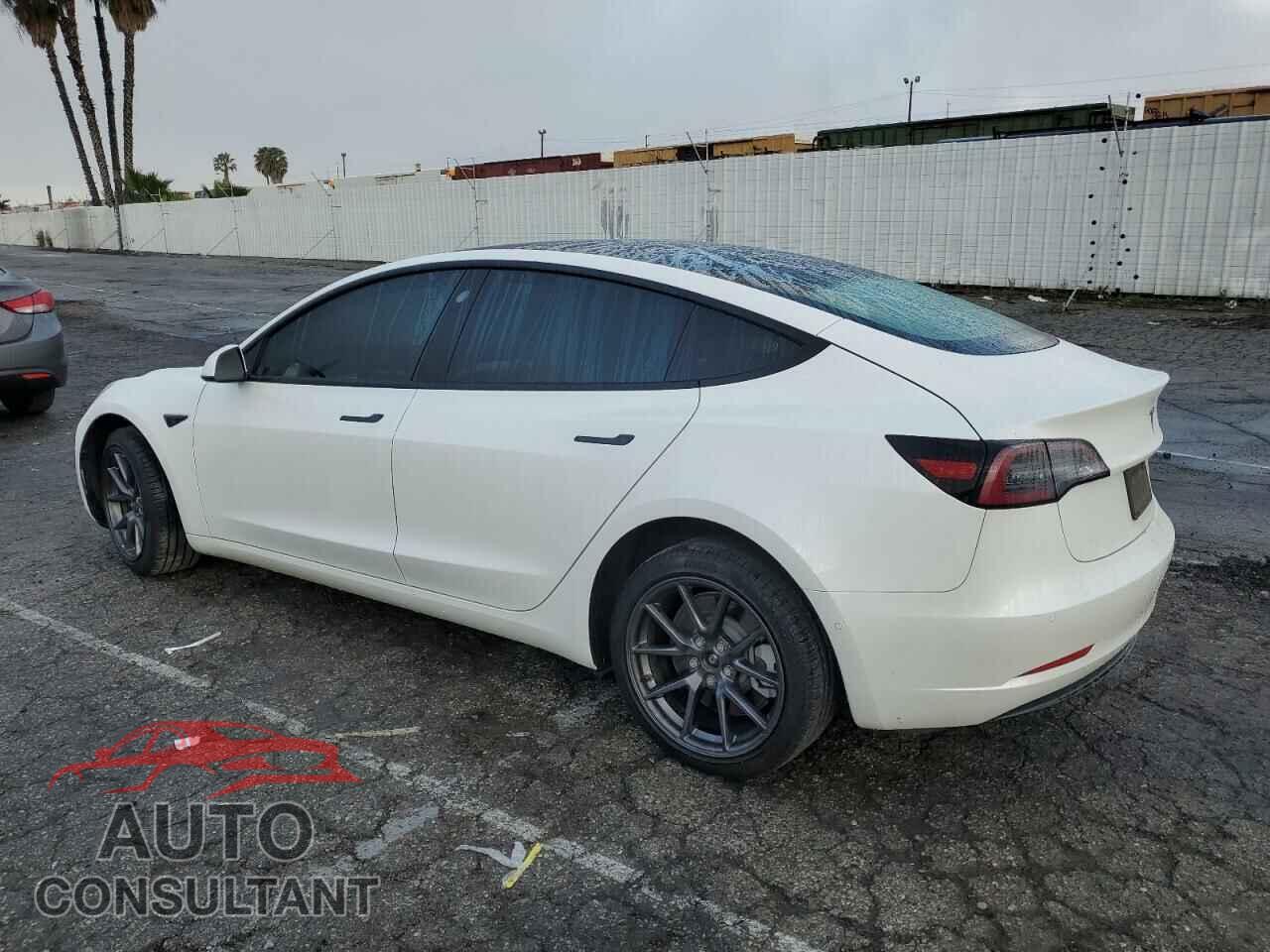 TESLA MODEL 3 2021 - 5YJ3E1EA4MF000872