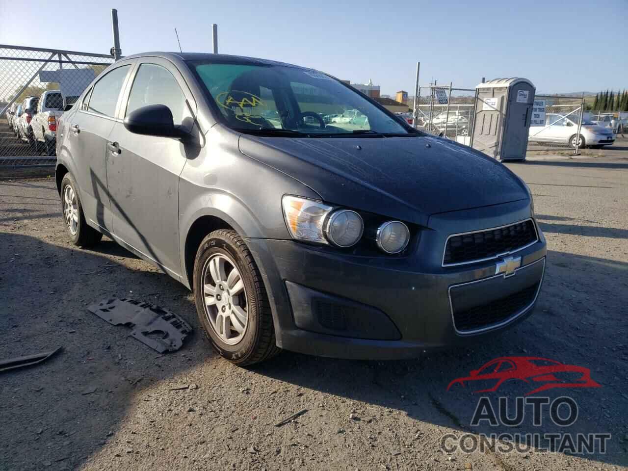 CHEVROLET SONIC 2016 - 1G1JC5SH9G4136330