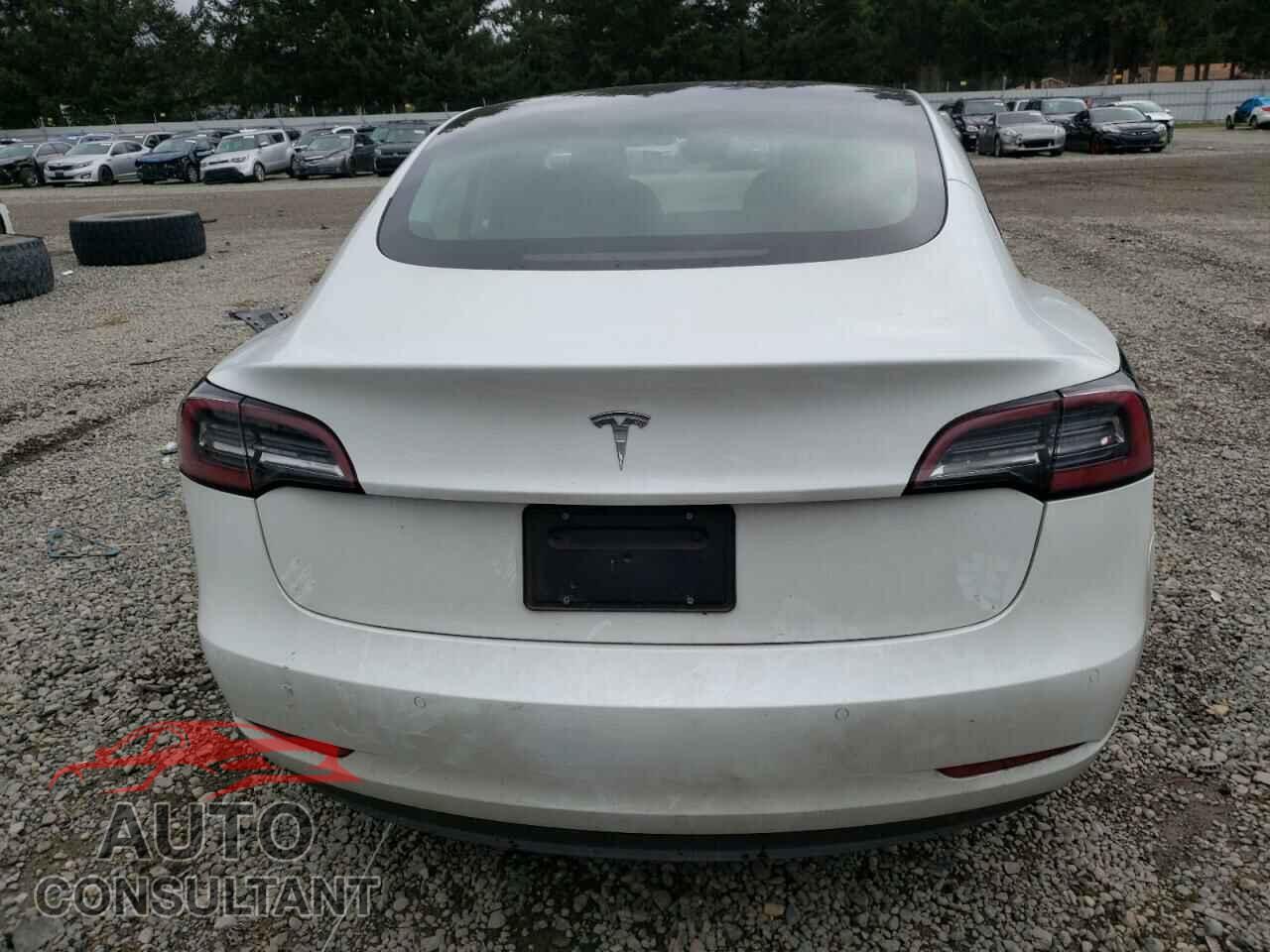 TESLA MODEL 3 2022 - 5YJ3E1EA5NF338282