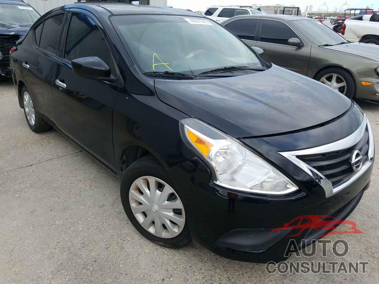 NISSAN VERSA 2017 - 3N1CN7AP0HL896451