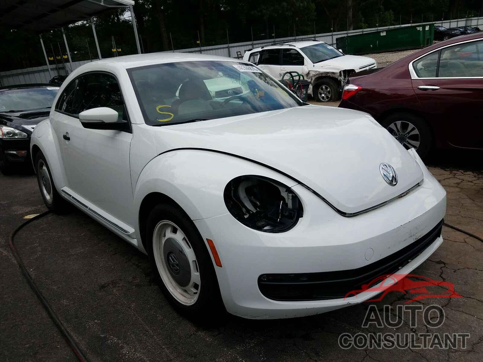 VOLKSWAGEN BEETLE 2016 - 3VWF17AT2GM638389