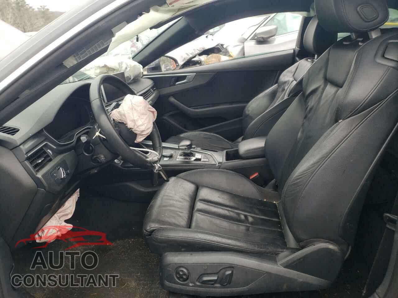 AUDI A5 2018 - WAUTNAF51JA004901