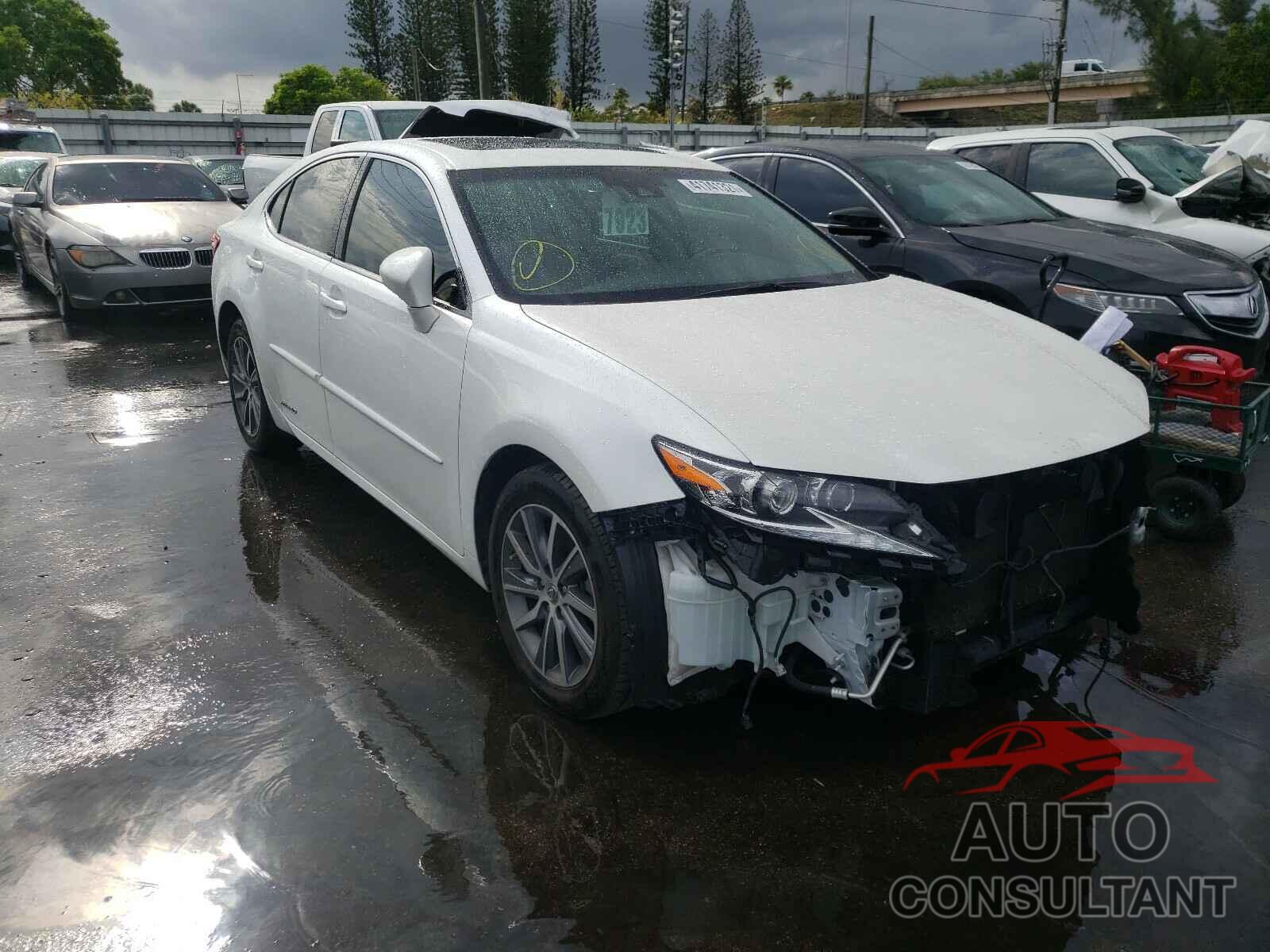 LEXUS ES300 2017 - JTHBW1GG1H2136992