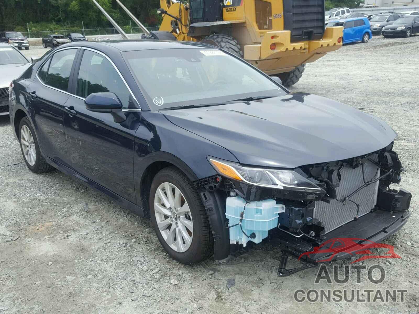 TOYOTA CAMRY 2018 - 4T1B11HK2JU598986