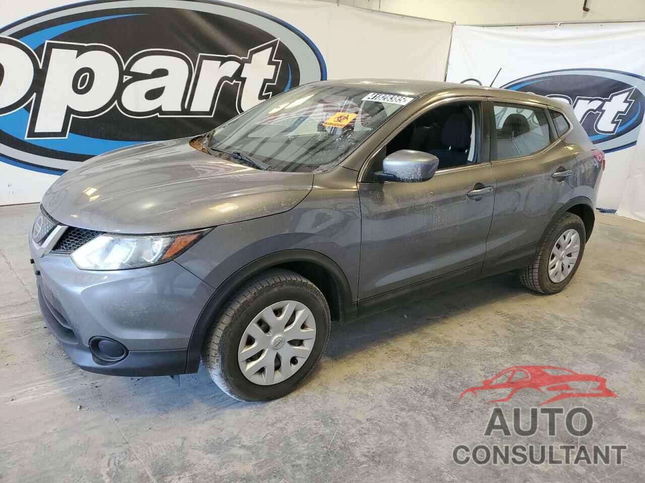 NISSAN ROGUE 2018 - JN1BJ1CP7JW157076