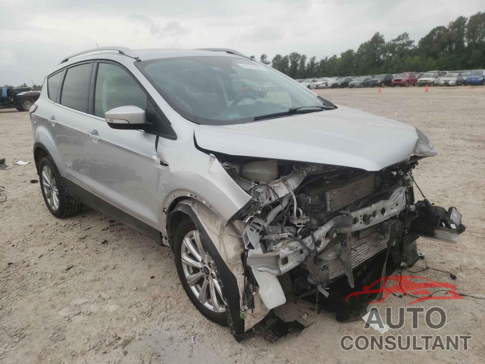 FORD ESCAPE 2017 - 1FMCU9J91HUF10747