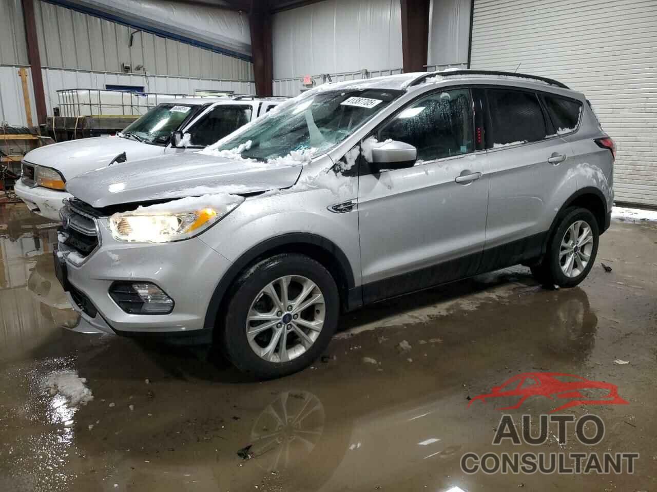 FORD ESCAPE 2017 - 1FMCU9GD2HUB55938
