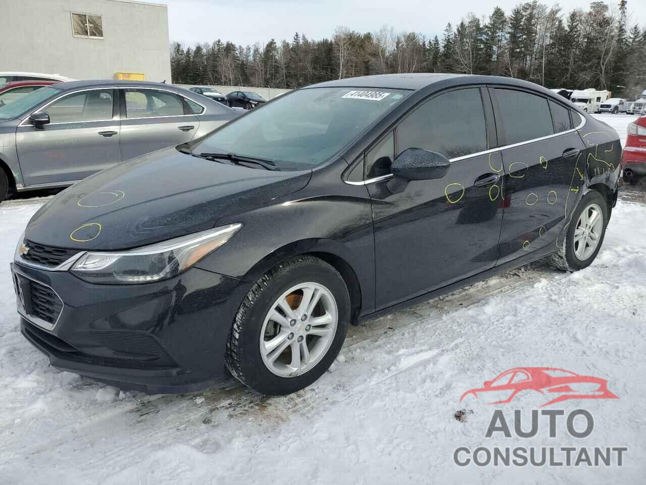 CHEVROLET CRUZE 2018 - 1G1BE5SMXJ7227740