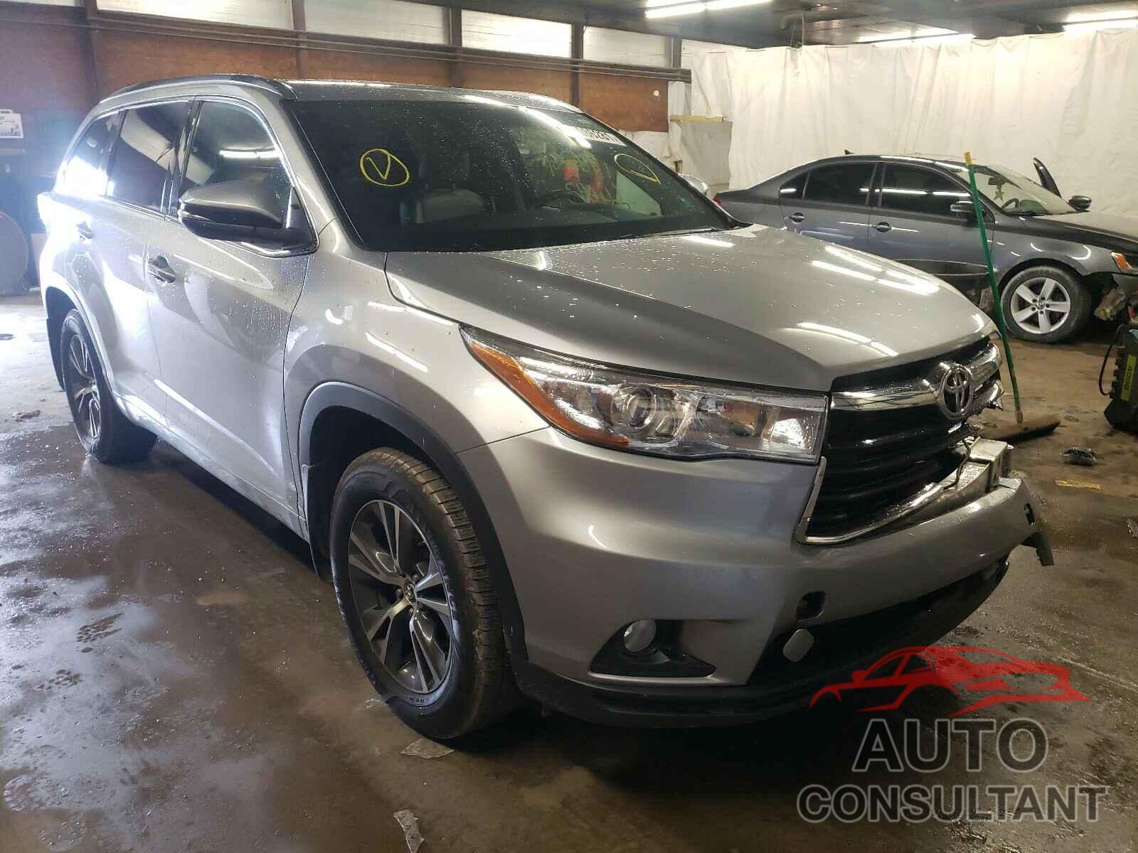 TOYOTA HIGHLANDER 2016 - 5TDJKRFH3GS299135