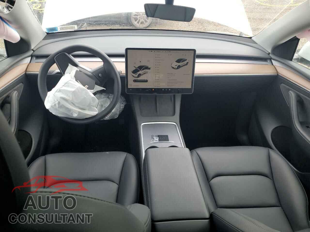 TESLA MODEL Y 2023 - 7SAYGDEE6PF609683