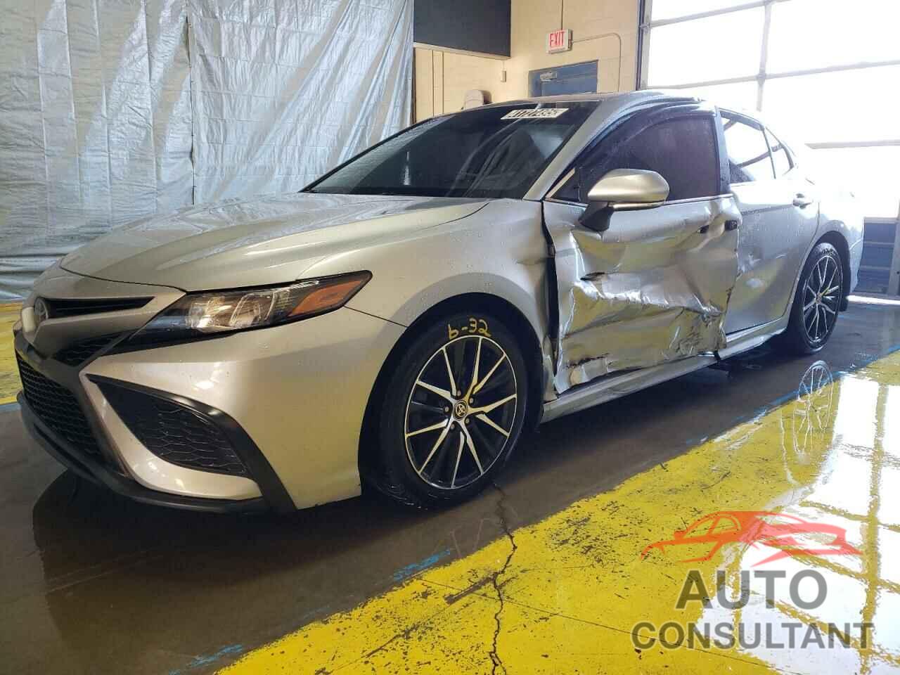TOYOTA CAMRY 2021 - 4T1G11BK6MU029108