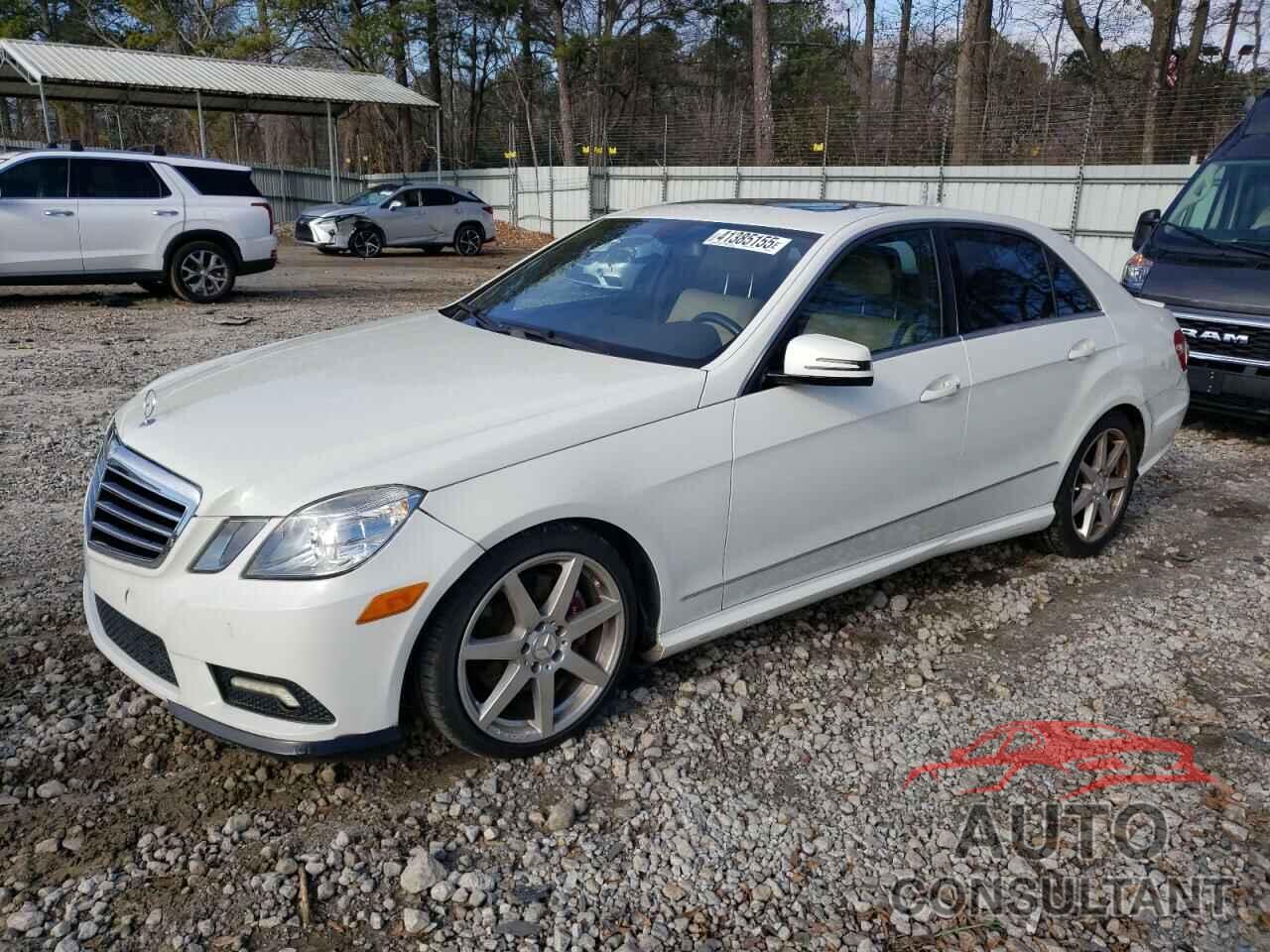 MERCEDES-BENZ E-CLASS 2011 - WDDHF5GB1BA495916
