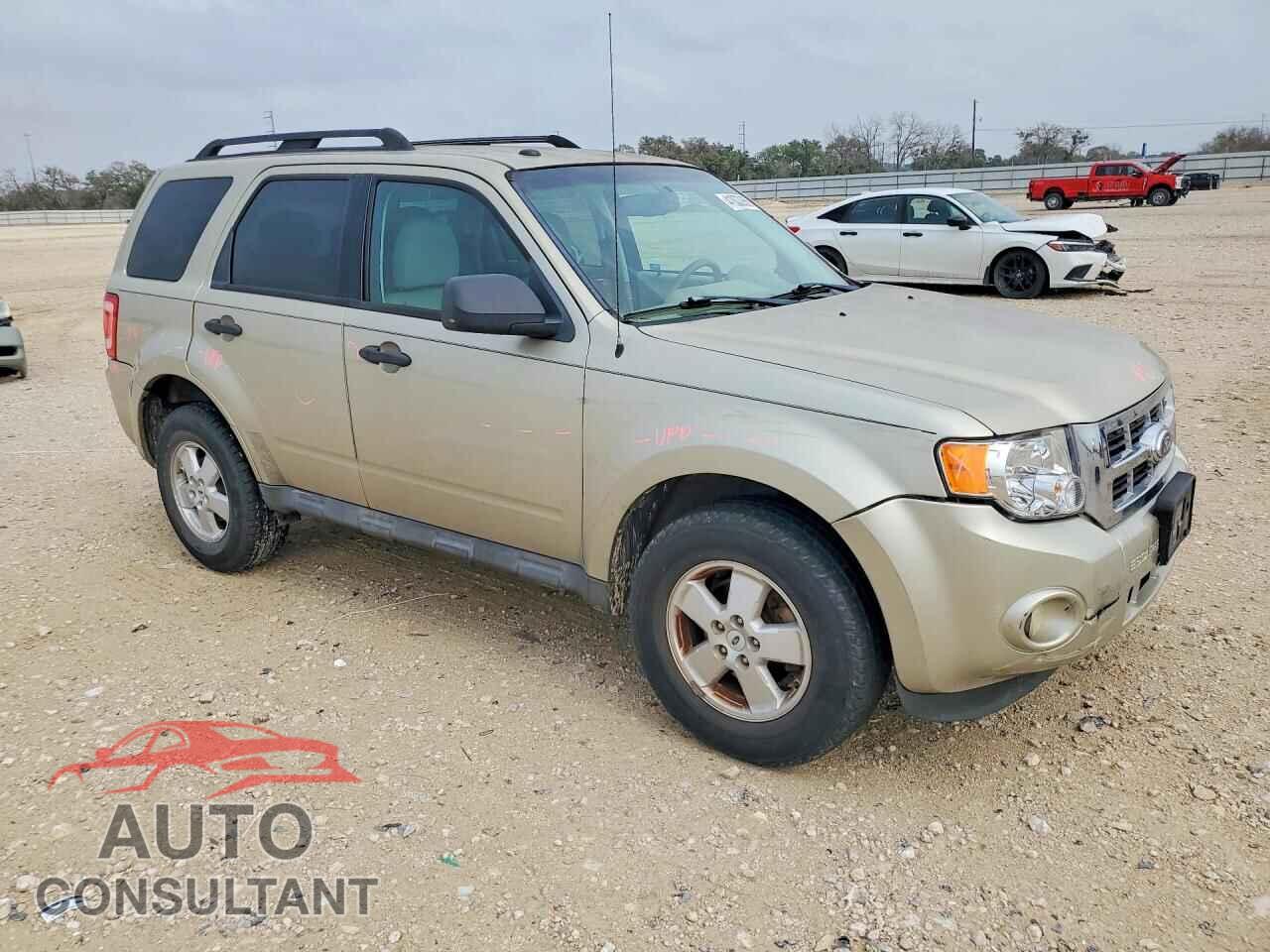 FORD ESCAPE 2011 - 1FMCU0D76BKB82489