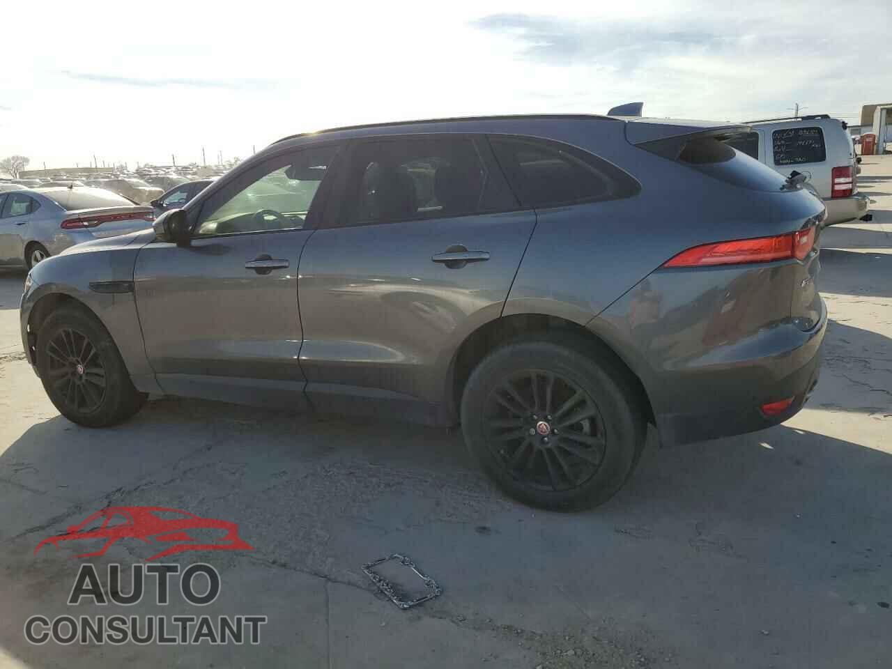JAGUAR F-PACE 2017 - SADCK2BN8HA493951