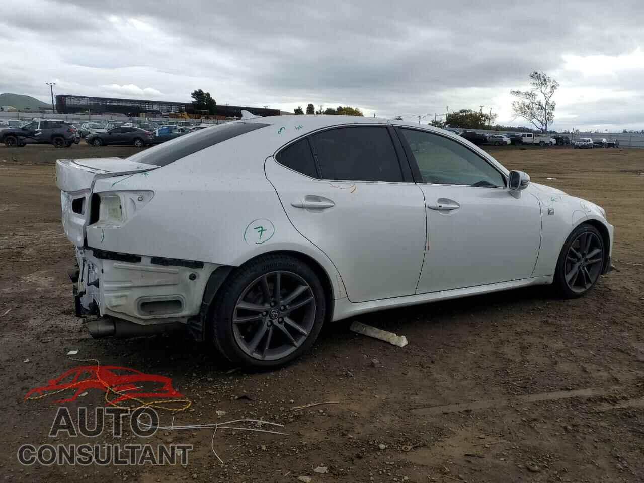 LEXUS IS 2012 - JTHBE5C24C5030077