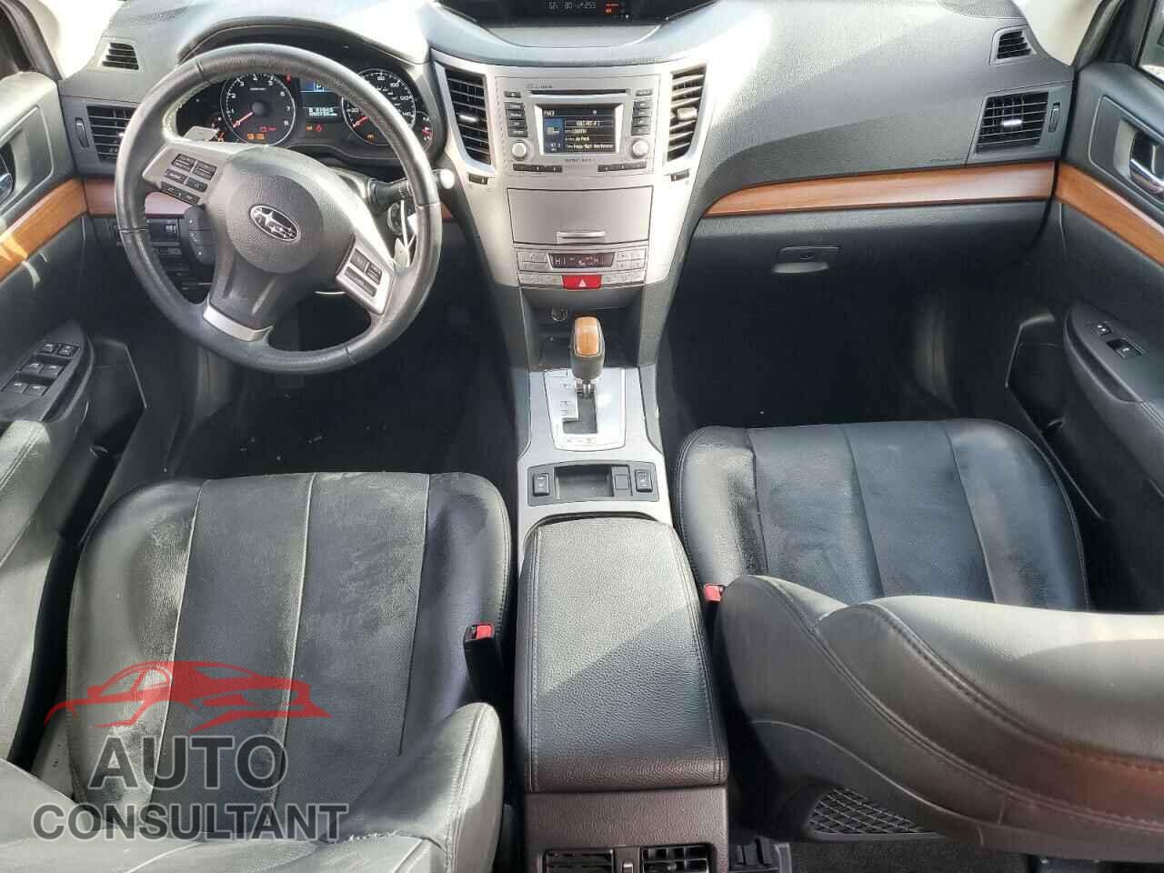 SUBARU OUTBACK 2014 - 4S4BRBLCXE3254543