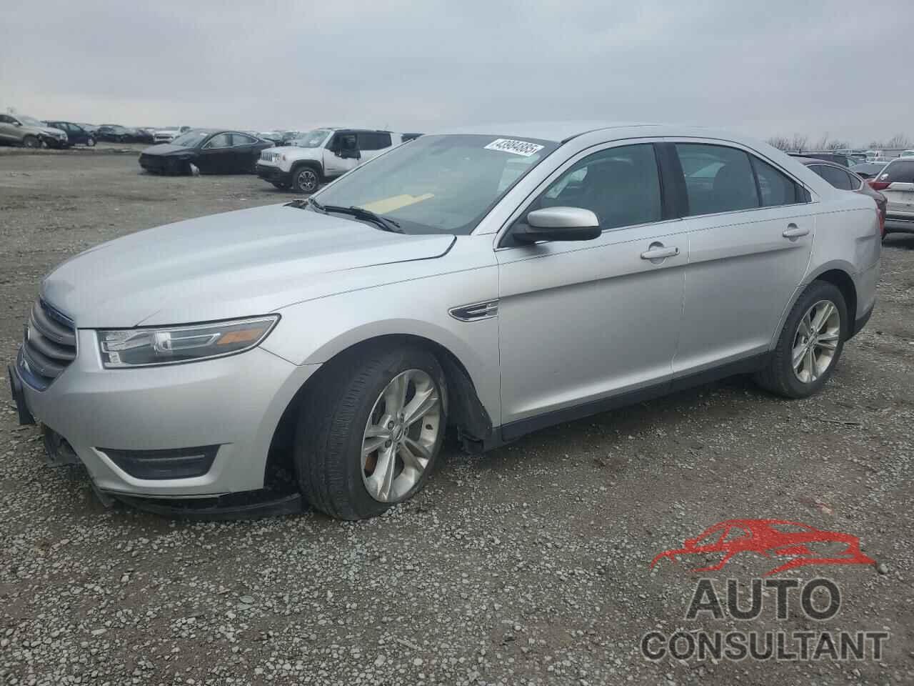 FORD TAURUS 2018 - 1FAHP2E87JG115069