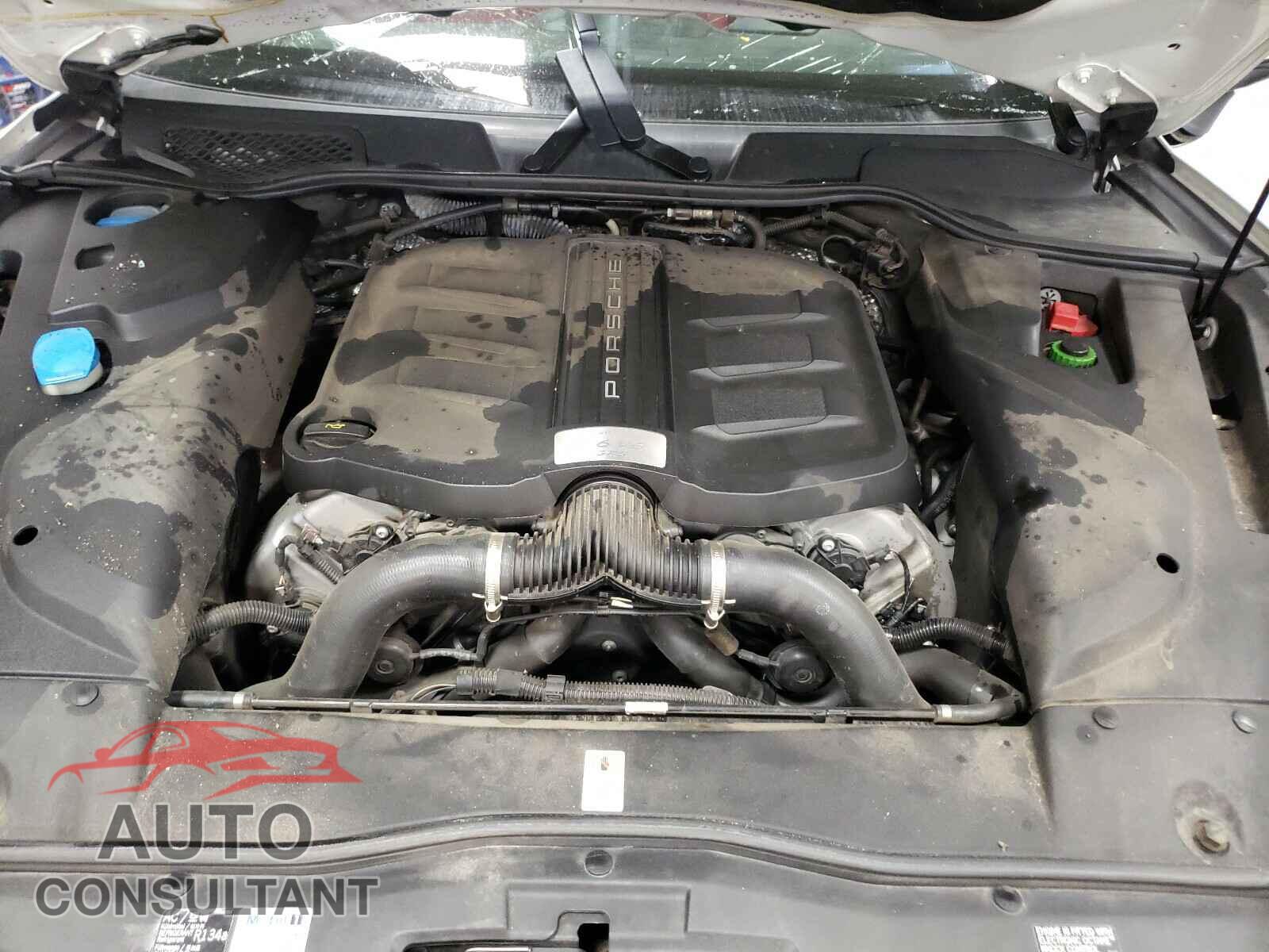 PORSCHE CAYENNE 2016 - WP1AD2A26GLA76513